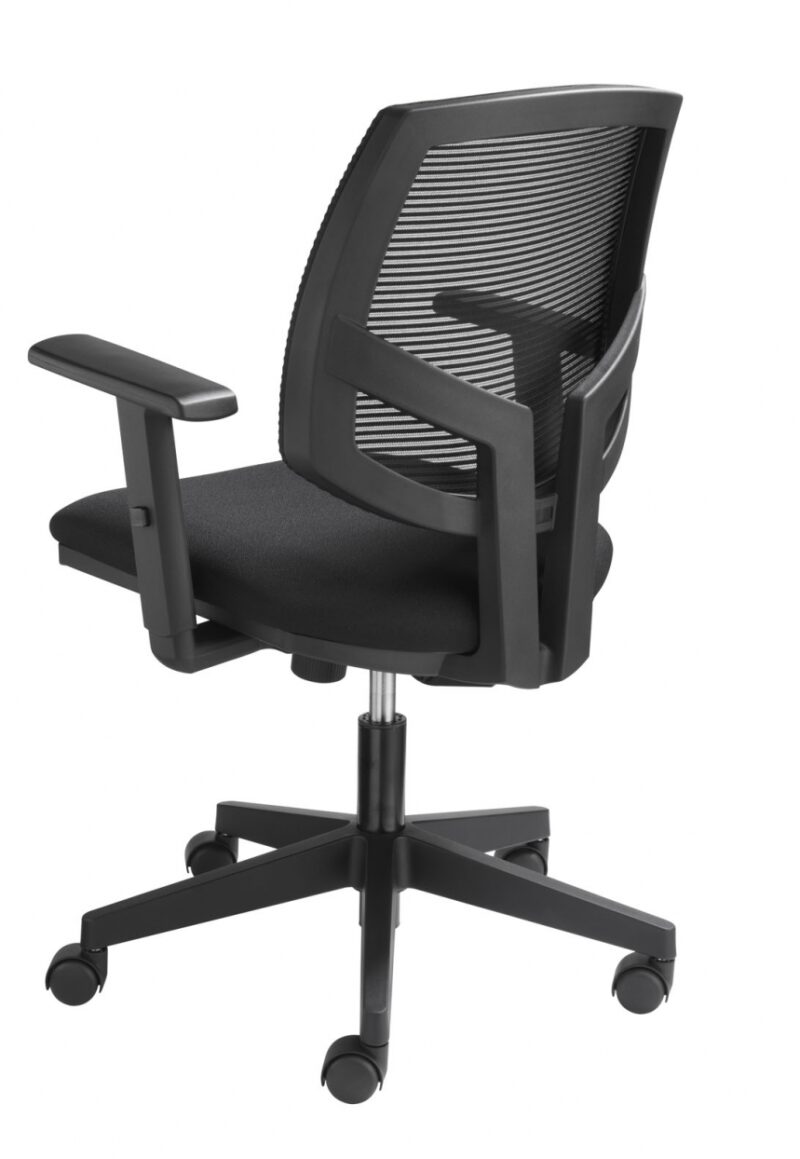 zwarte bureaustoel rug zwart mesh achterkant